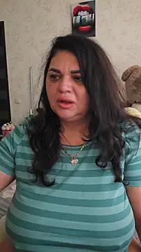 littleRikka online show from March 4, 8:42 am