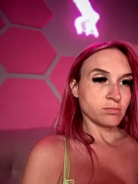 Snapshot of _Rapunzel_ chatting on November 15, 3:48 am Rapunzel online show from November 15, 3:48 am