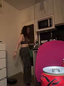 ladyturtle online show from May 14, 7:31 pm