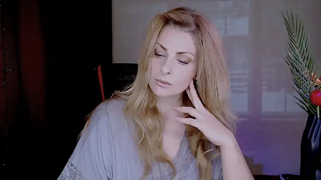 Eleonores online show from October 28, 5:11 am