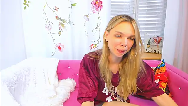 Snapshot of The_Deep_Passion chatting on September 26, 1:37 pm The Deep Passion online show from September 26, 1:37 pm