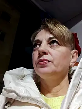 Snapshot of MindiGraceful chatting on December 21, 3:03 am MindiGraceful online show from December 21, 3:03 am