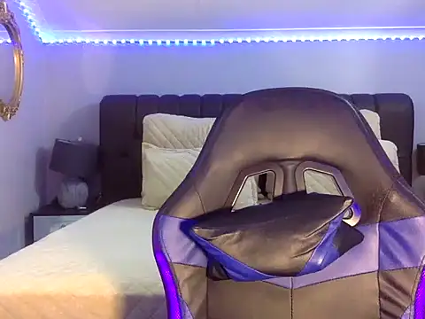 BOOTYBANGER24xx online show from October 15, 2:11 am