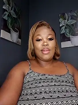 SWEETDOLLY29XX online show from October 28, 5:48 pm