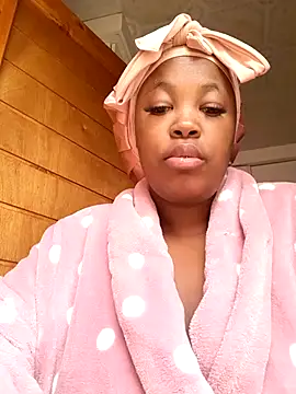 Snapshot of SWEETDOLLY29XX chatting on March 15, 12:11 pm SWEETDOLLY29XX online show from March 15, 12:11 pm