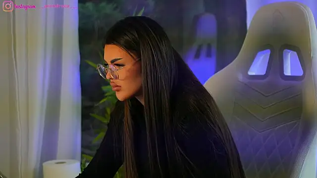 Snapshot of perfectt33n chatting on January 25, 9:36 am perfectt33n online show from January 25, 9:36 am