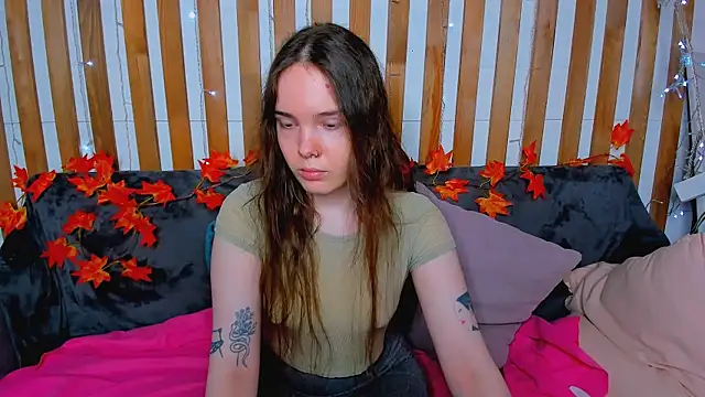 Snapshot of Janie_JJ_Curvie chatting on December 3, 3:14 am Janie JJ Curvie online show from December 3, 3:14 am