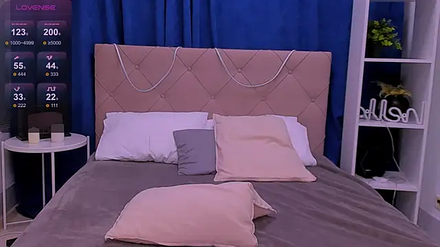 Janie JJ Curvie online show from March 1, 12:56 am