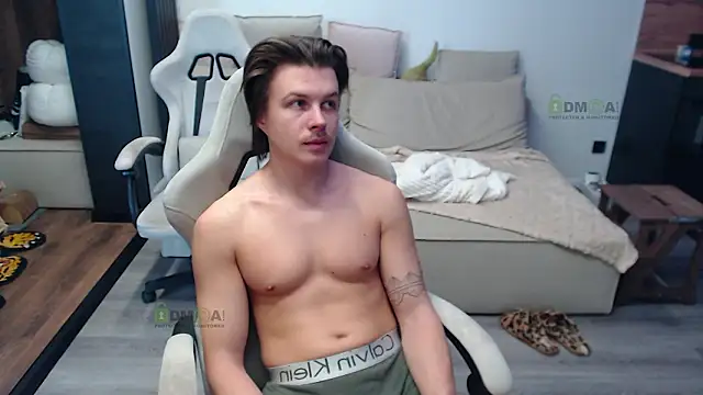 Sunny-Girl1 online show from February 5, 8:19 am