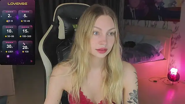 BiMolly online show from March 20, 4:31 pm