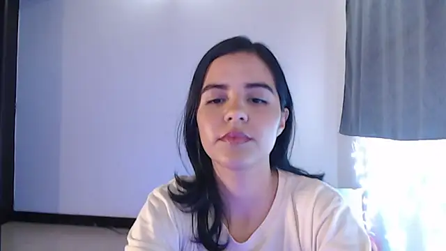 Snapshot of mia_collins_x chatting on February 4, 9:42 pm mia collins x online show from February 4, 9:42 pm