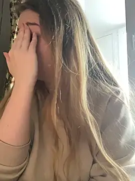 Snapshot of -MimmiLissa- chatting on January 11, 9:14 am -MimmiLissa- online show from January 11, 9:14 am