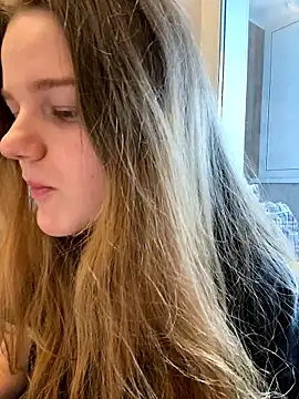 Snapshot of -MimmiLissa- chatting on January 16, 7:56 am -MimmiLissa- online show from January 16, 7:56 am