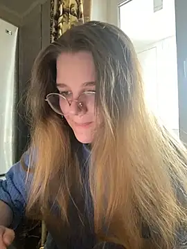 Snapshot of -MimmiLissa- chatting on February 24, 12:03 pm -MimmiLissa- online show from February 24, 12:03 pm