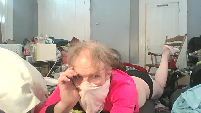 Valarie83 online show from February 23, 8:44 pm