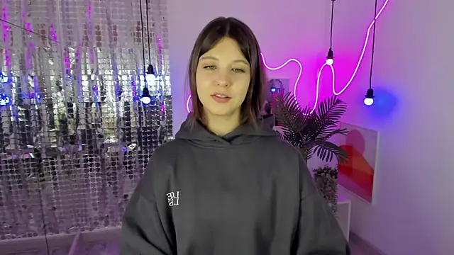 ElizaMild online show from December 5, 7:17 pm