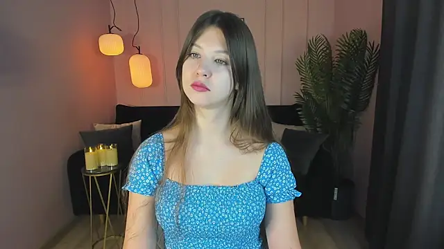 ElizaMild online show from December 6, 5:31 am