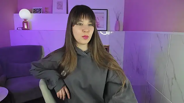 ElizaMild online show from March 4, 7:43 pm