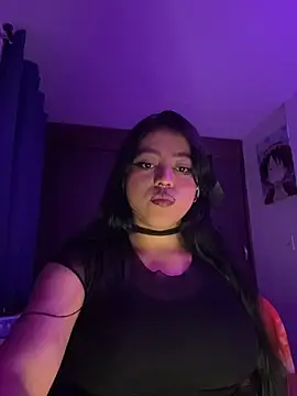 Snapshot of Naiara_sex chatting on February 23, 3:37 am Naiara sex online show from February 23, 3:37 am