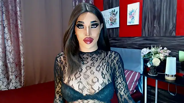 Snapshot of trixxielicious chatting on February 11, 4:24 pm trixxielicious online show from February 11, 4:24 pm