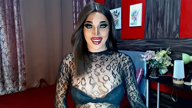 Snapshot of trixxielicious chatting on February 15, 2:44 pm trixxielicious online show from February 15, 2:44 pm