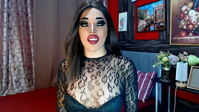 Snapshot of trixxielicious chatting on February 24, 4:47 pm trixxielicious online show from February 24, 4:47 pm