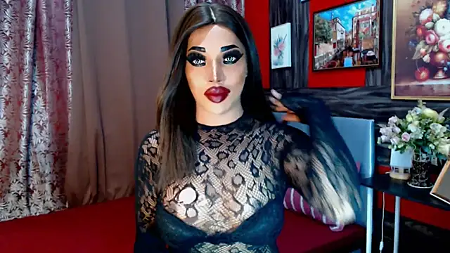 Snapshot of trixxielicious chatting on March 4, 2:27 am trixxielicious online show from March 4, 2:27 am