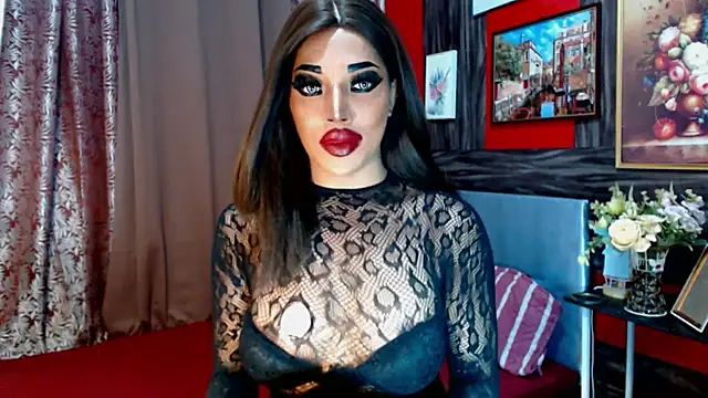 Snapshot of trixxielicious chatting on March 5, 12:11 pm trixxielicious online show from March 5, 12:11 pm