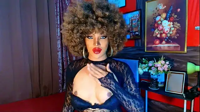 Snapshot of trixxielicious chatting on March 16, 4:56 pm trixxielicious online show from March 16, 4:56 pm