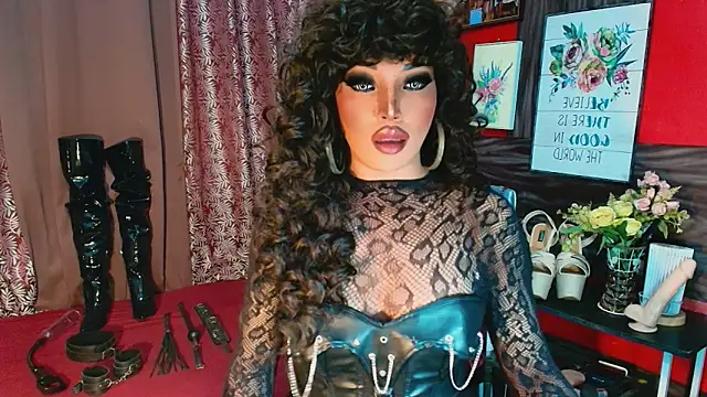 Snapshot of trixxielicious chatting on November 23, 2:28 pm trixxielicious online show from November 23, 2:28 pm