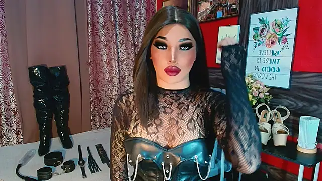 Snapshot of trixxielicious chatting on November 28, 7:38 pm trixxielicious online show from November 28, 7:38 pm