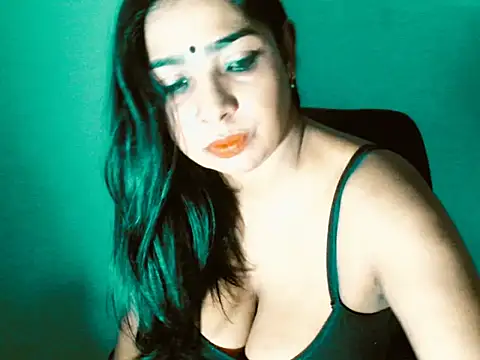 apishkagalmon online show from May 30, 7:00 pm