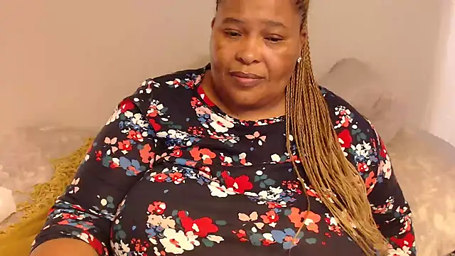 Snapshot of zandile chatting on January 17, 10:55 am zandile online show from January 17, 10:55 am