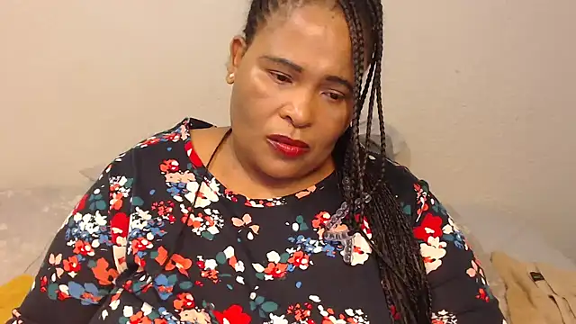 Snapshot of zandile chatting on March 12, 6:44 pm zandile online show from March 12, 6:44 pm