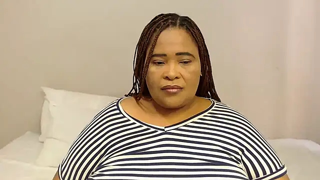Snapshot of zandile chatting on September 9, 7:52 am zandile online show from September 9, 7:52 am