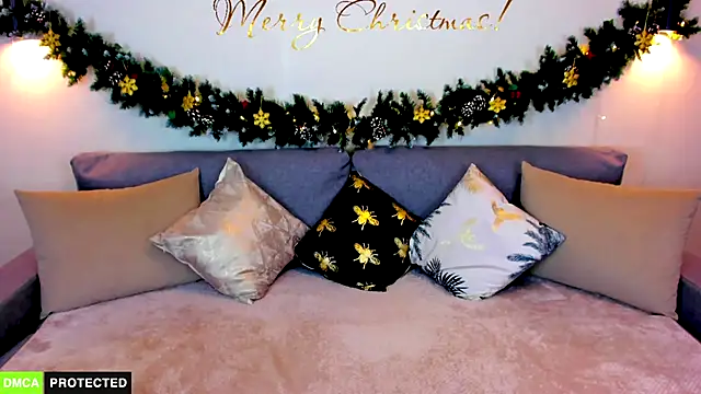 TheWoman   online show from December 28, 1:28 pm