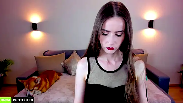 TheWoman   online show from November 27, 6:43 pm