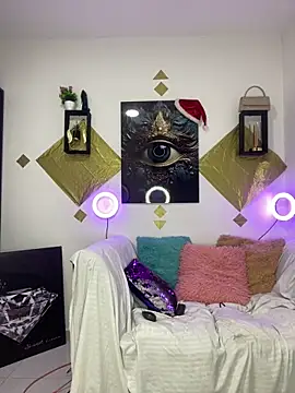 Shantal Lovee online show from December 18, 10:16 pm