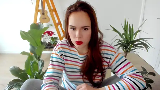 Snapshot of Pokemeboy chatting on December 24, 12:22 pm Pokemeboy online show from December 24, 12:22 pm