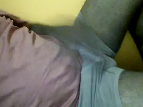 Snapshot of Indianguymohan chatting on July 15, 4:23 pm Indianguymohan online show from July 15, 4:23 pm