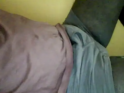 Snapshot of Indianguymohan chatting on July 17, 5:07 pm Indianguymohan online show from July 17, 5:07 pm