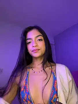 Snapshot of Sammy_pink chatting on November 15, 11:43 pm Sammy pink online show from November 15, 11:43 pm