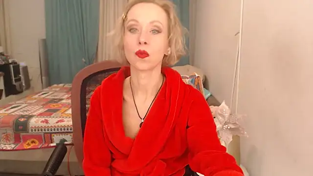 LuxuryNika online show from March 28, 5:12 pm