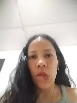Bootycallhot online show from June 21, 1:35 pm