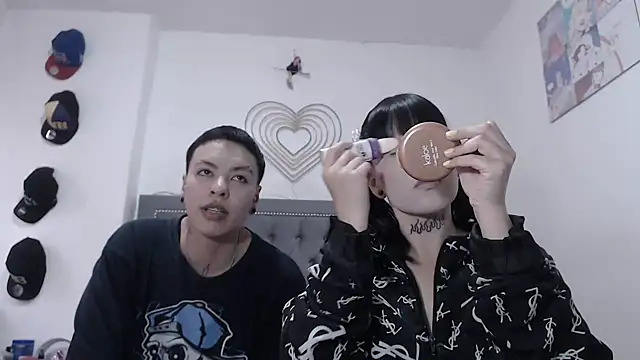 dulce maria x online show from January 17, 10:02 pm