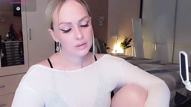 Libby Nora online show from December 22, 11:51 am