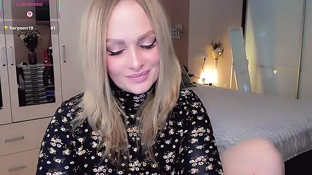 Libby Nora online show from February 9, 11:58 am