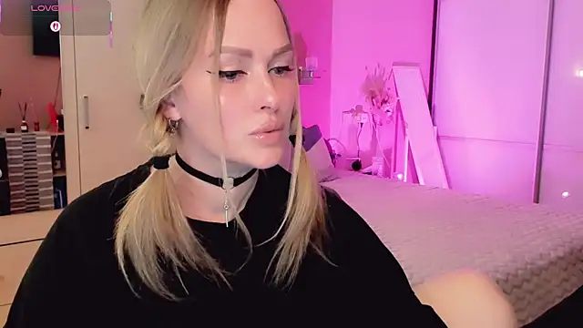 Libby Nora online show from May 11, 9:37 am