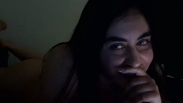 Snapshot of WetFlower69 chatting on June 11, 2:53 am WetFlower69 online show from June 11, 2:53 am