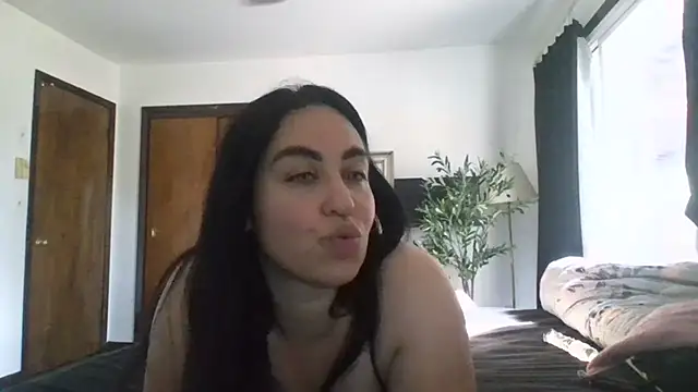 Snapshot of WetFlower69 chatting on July 3, 1:06 pm WetFlower69 online show from July 3, 1:06 pm